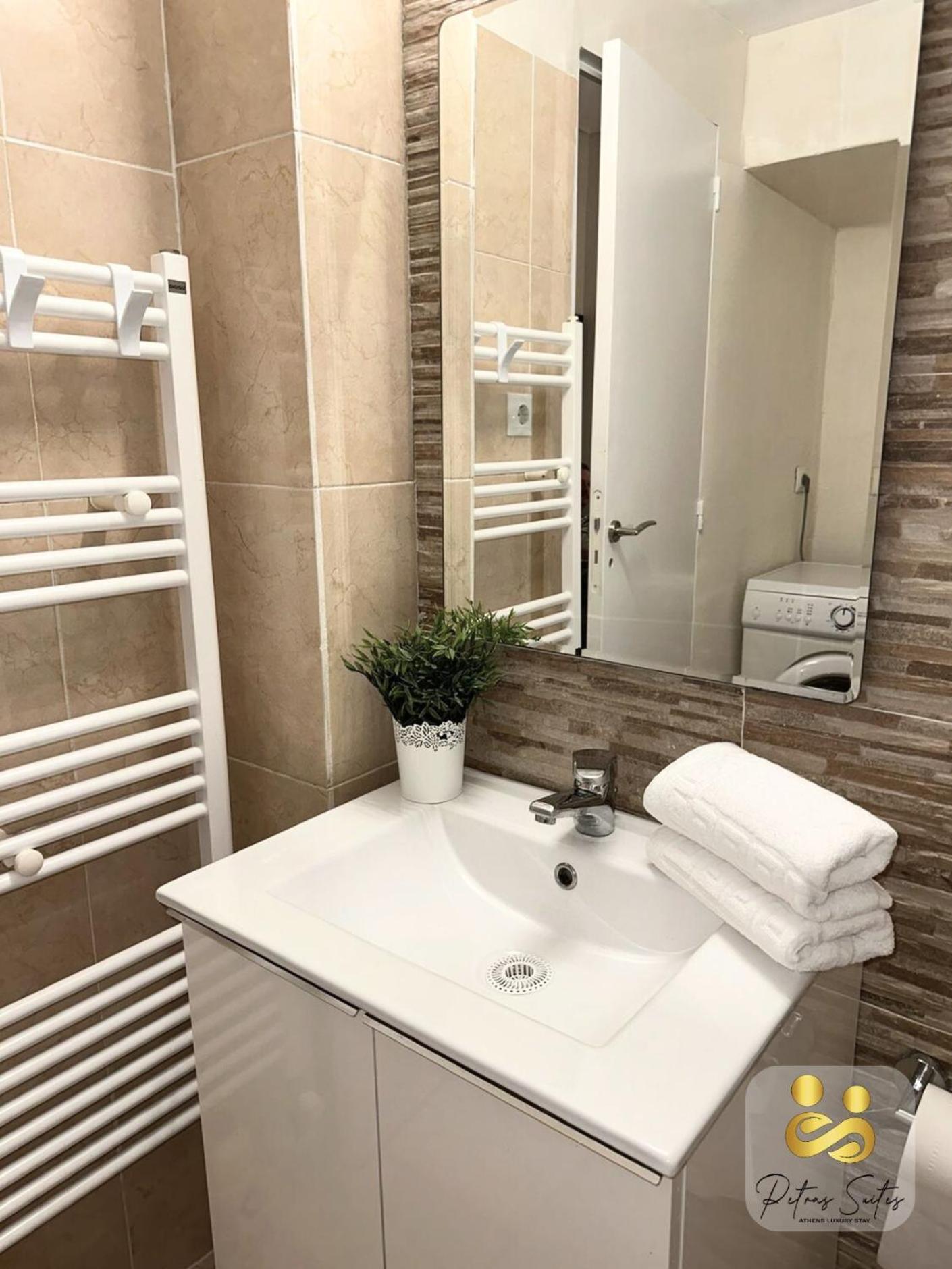 Petras Luxury Suites Афины Экстерьер фото