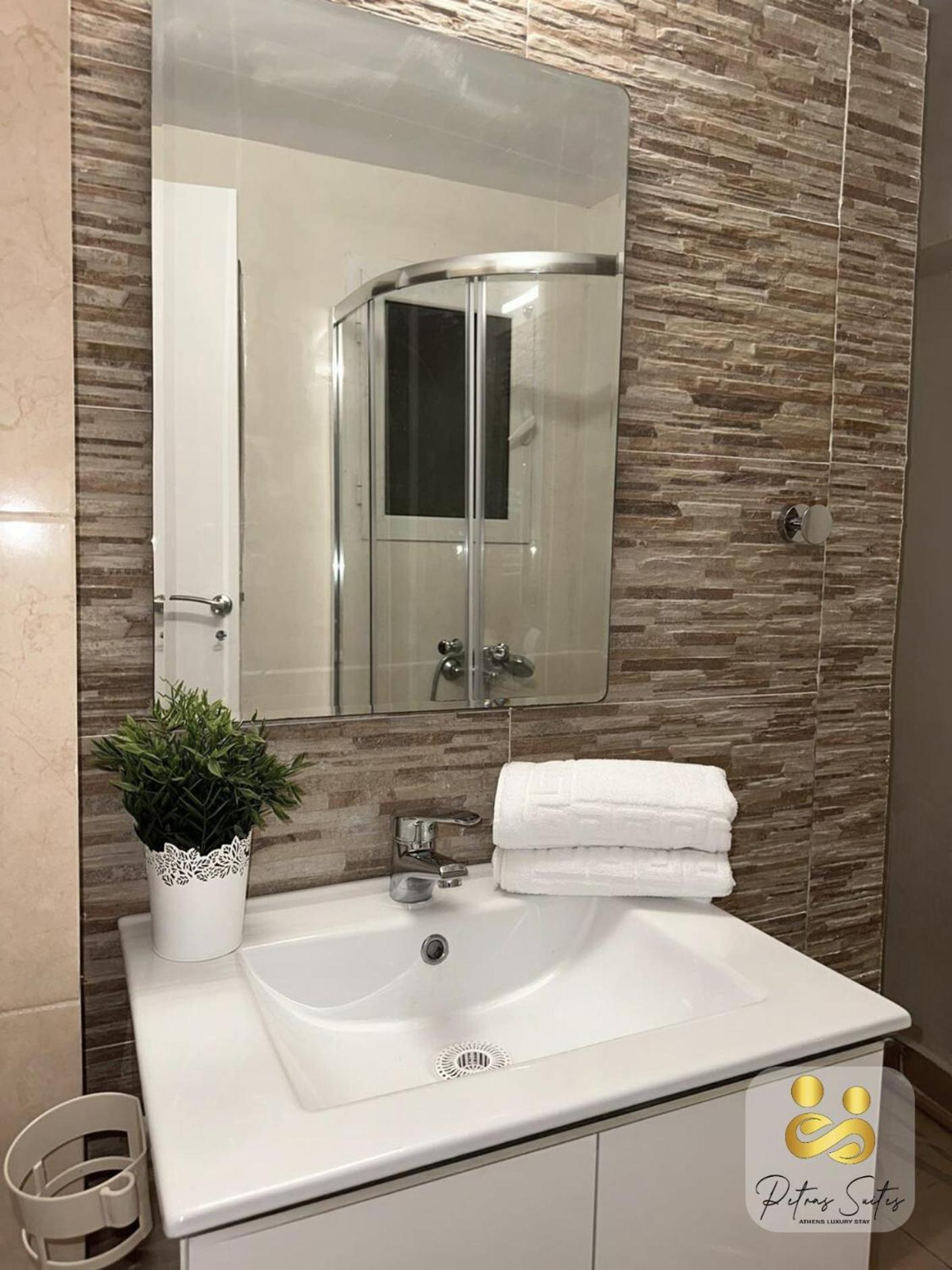 Petras Luxury Suites Афины Экстерьер фото